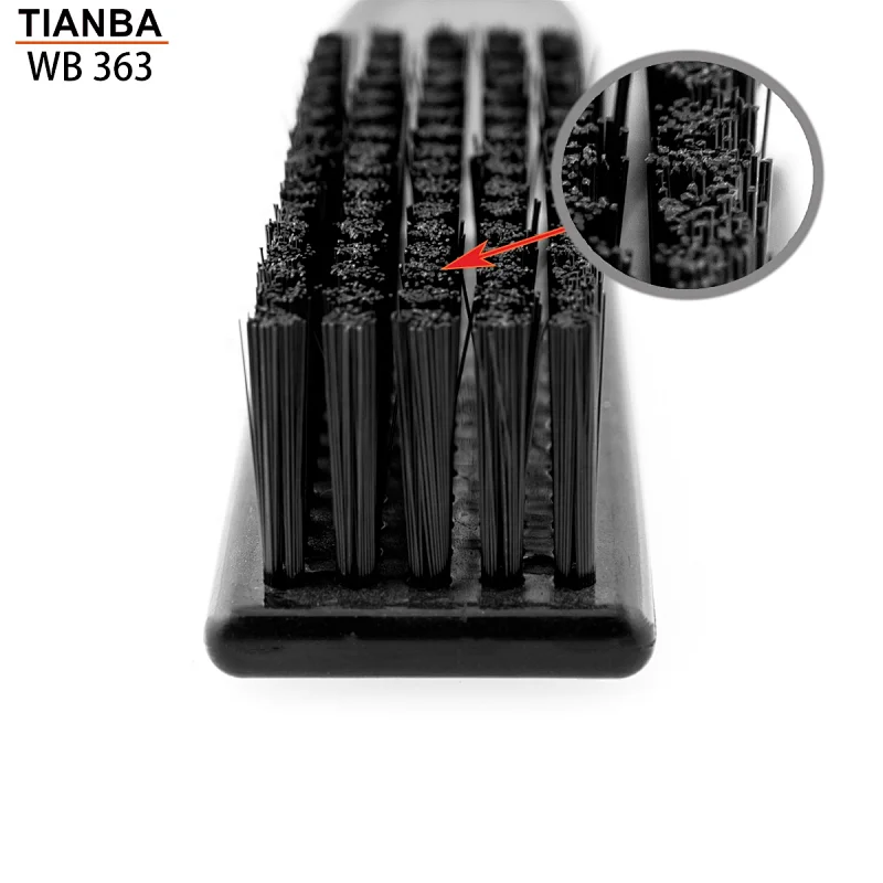 Nail brush