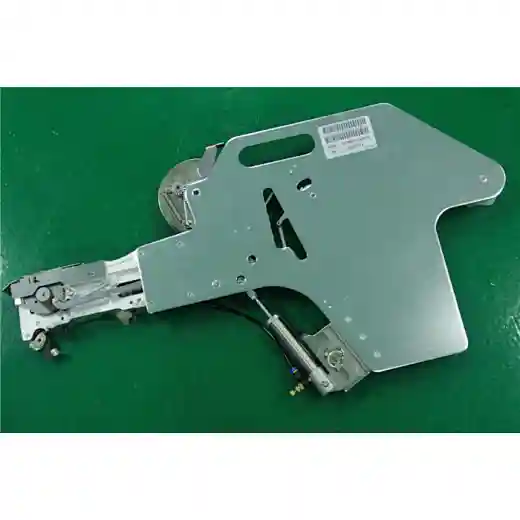 KW1-M4500-014 CL 24MM Feeder