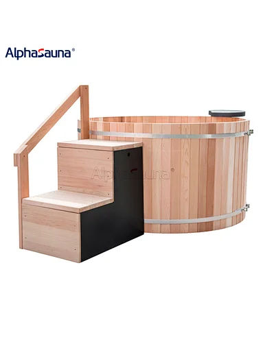 Large Wooden Hot Tub