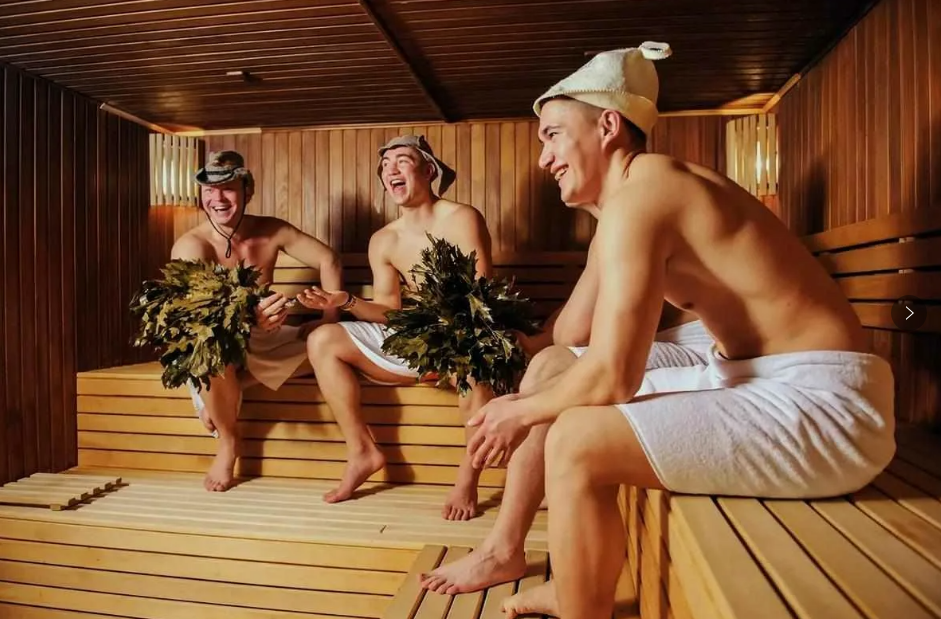 3 person sauna