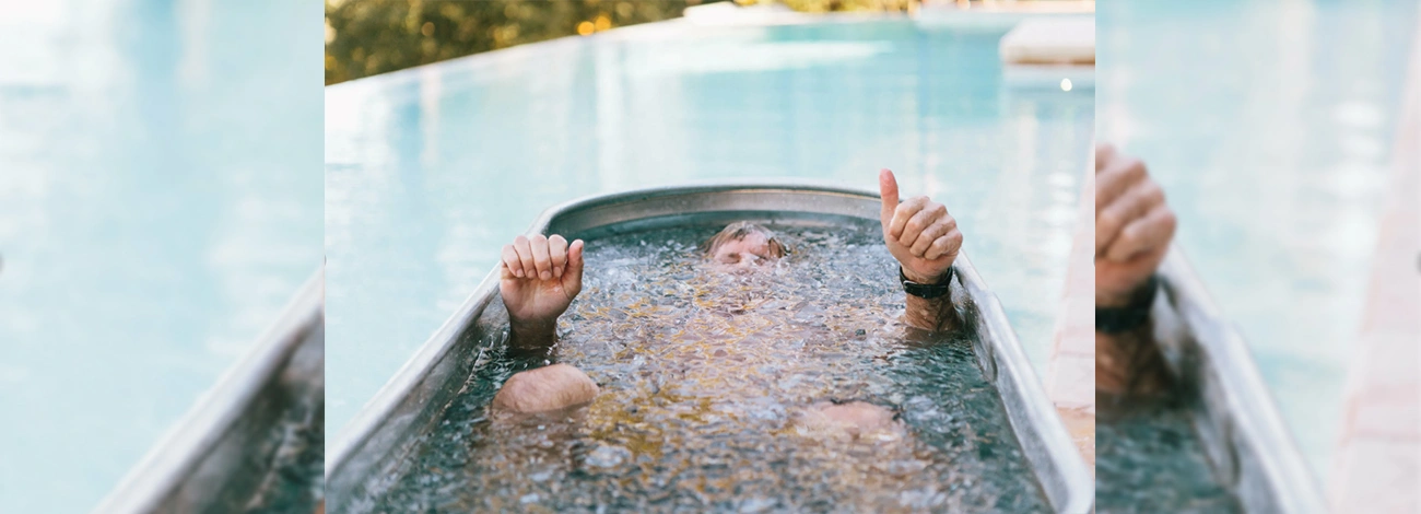 "The Art of Chilling: How Cold Water Baths Can Refresh Your Body and Mind"