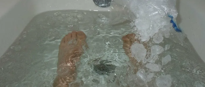 ice bath for sore feet