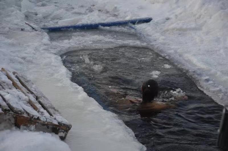 Ice bath benefits for mental health cold plunge vs ice bath,ice bath