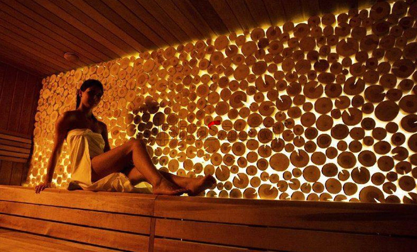 how long should you stay in a sauna