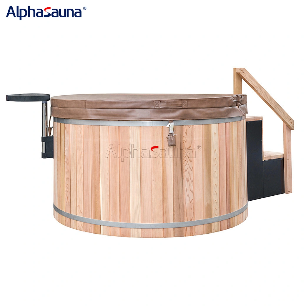 Large Wooden Hot Tub