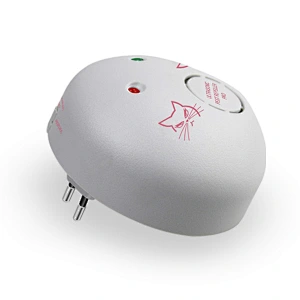 Ultrasonic rodent repellent