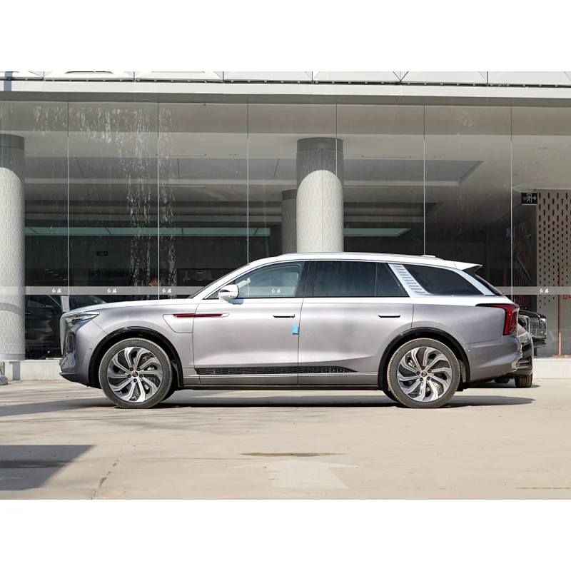Hongqi E-HS9