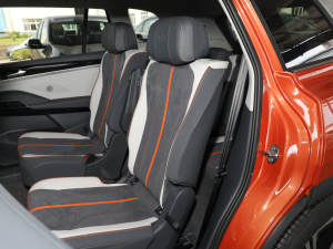 2022 Long Range PRO Rear Seats