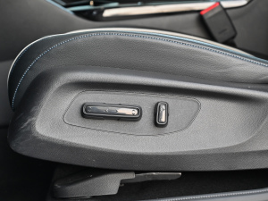 2022 E dynamic version of the main driver's seat adjustment