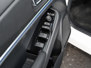 2022 E dynamic version of the main driving window control area	