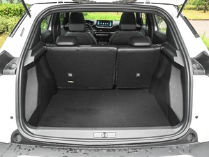 2020 3D Premium Edition luggage compartment space