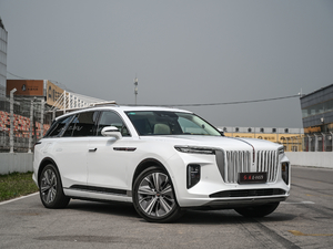 Overall appearance of the 2021 510km flag-collar version of the four-seater