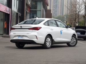 2020 E-liFe right rear 45 degrees