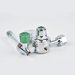Diaphragm type CGA 540 Hospital Medical Oxygen Regulator With Humidification Bottle Side Entry