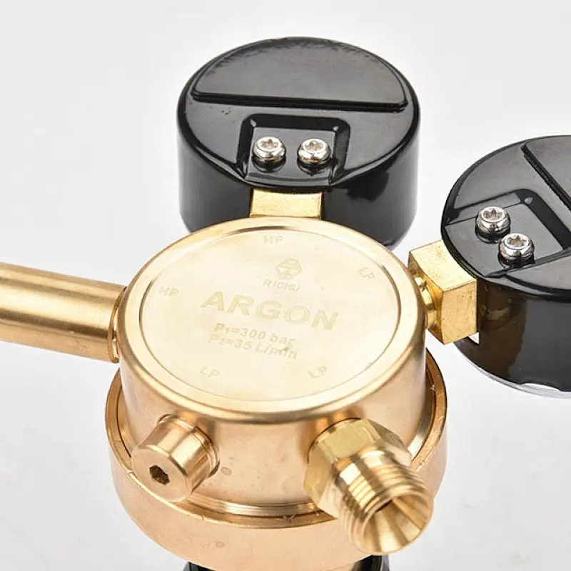 300bar Service Single Stage Brass Oxygen Gas Regulator With Two Gauges