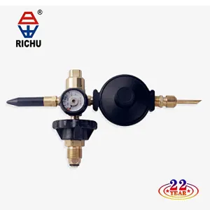 Helium Pressure Regulator with Helium Gas