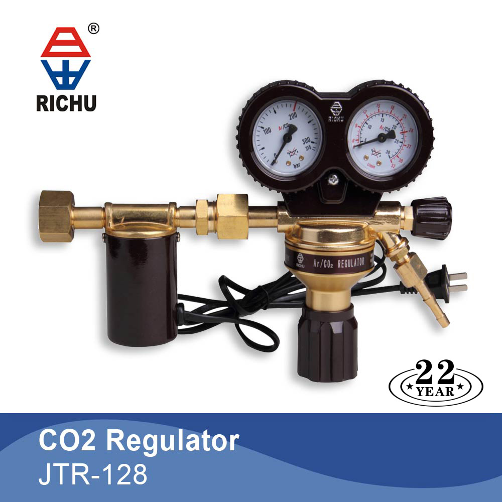 CO2 Pressure Regulator With Heater
