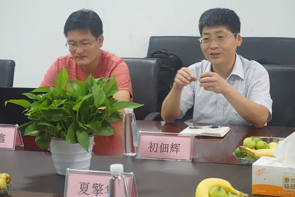 Dean of Harbin Institute of Technology visited EST