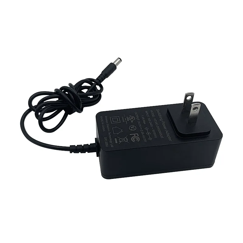 2021 VENTAS CALIENTES 5V 8V 10V 12v Adaptador de corriente 1A, 1.5A, 2A, 2.5A, 3A, 3.5A DC Fuente de alimentación con CCC Tuv FCC KC CB