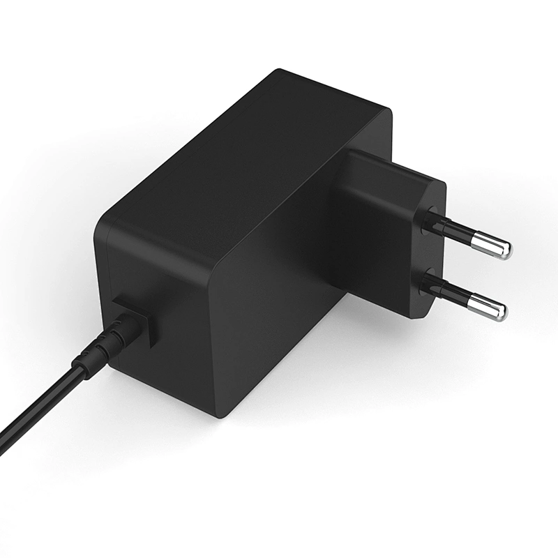 Precio de fábrica 8v 11v 13v 18v 24v 26v 0.1A 0.4A 1A 1.2A 2.0a 2.6A 10w 15w 20w 24w adaptador de corriente de buena calidad 2021