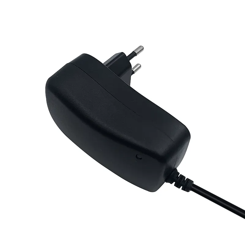 universal 12v 3a power adapter