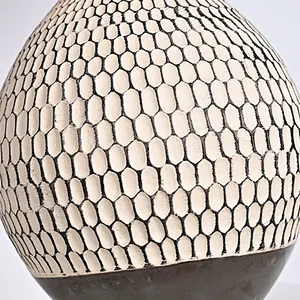 Wabi-Sabi pottery moulded honeycomb simple retro table lamp for living room
