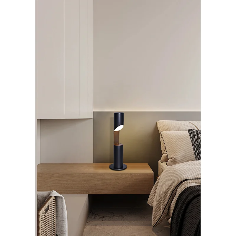 Oblique cutting minimalist style dimmable LED desk lamp