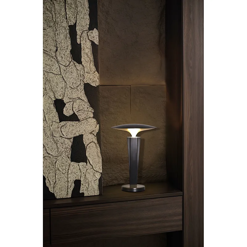 Volcanic cloud hand-dying antique bronze dimmable LED desk lamp