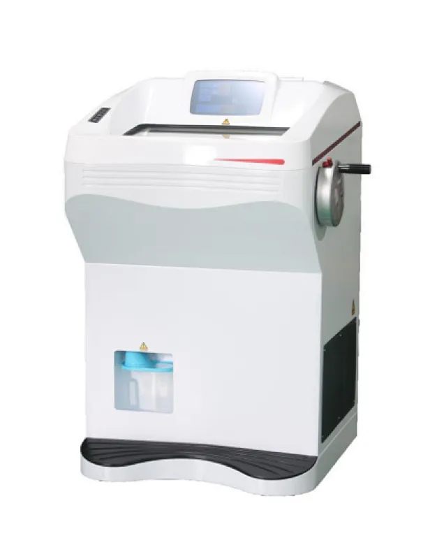 High Precision Cryostat