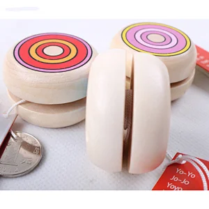 2021 new Amazon hot selling children's gift yo-yo toy wooden cartoon yo-yo