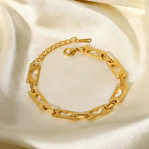 Popular Hollow Heart Charm Gold Bracelet Jewelry