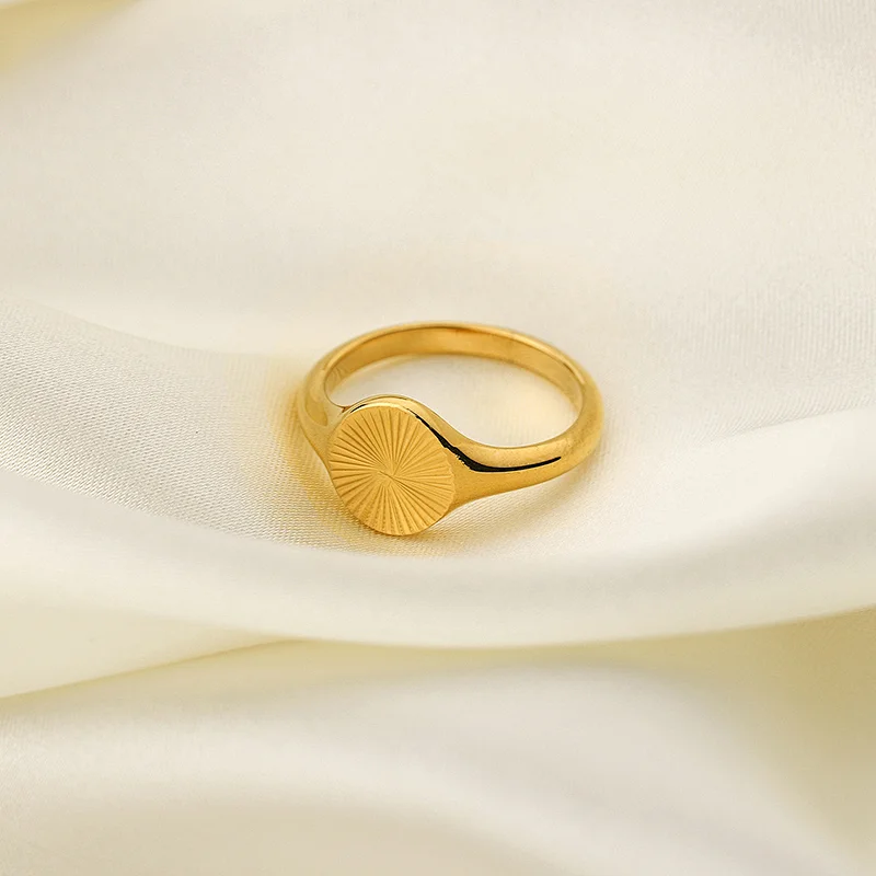 18K Gold Plated High Polished Finger Ring