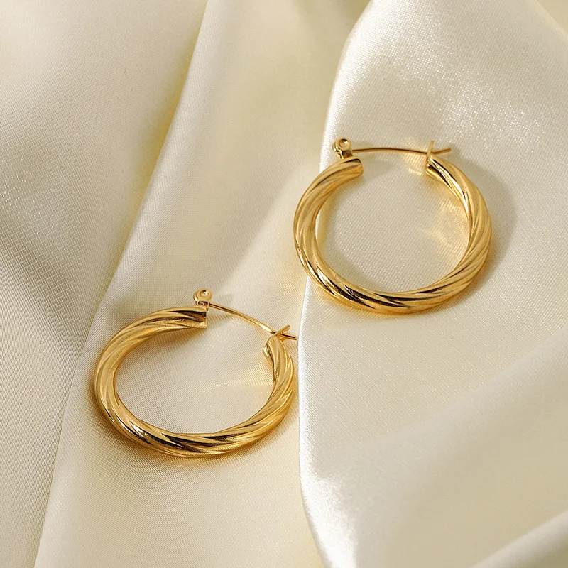 Fashion Gold C Shape Metal Earrings Wholesale