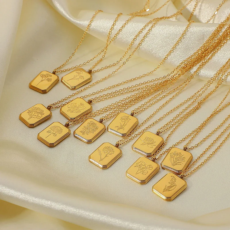 New 18k Gold Plated Engraved Necklace Flower Pendant Necklace
