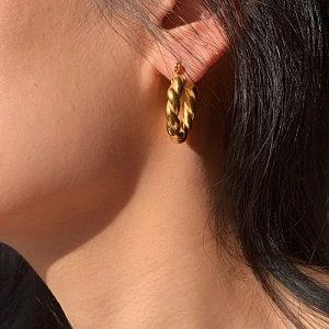 Wholesale Gold Stainless Steel C Shape Metal Hoop Earrings