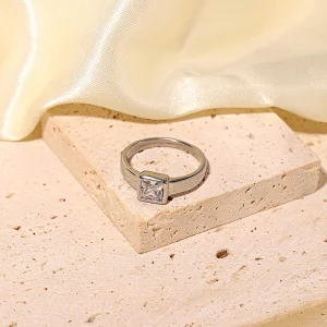 Vintage Stainless Steel Transparent Zirconia Ring Jewelry