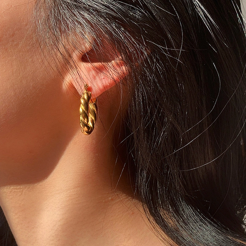 Wholesale Gold Stainless Steel C Shape Metal Hoop Earrings