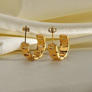 Fashion Hollow Stainless Steel Stud Earrings Curved Earrings