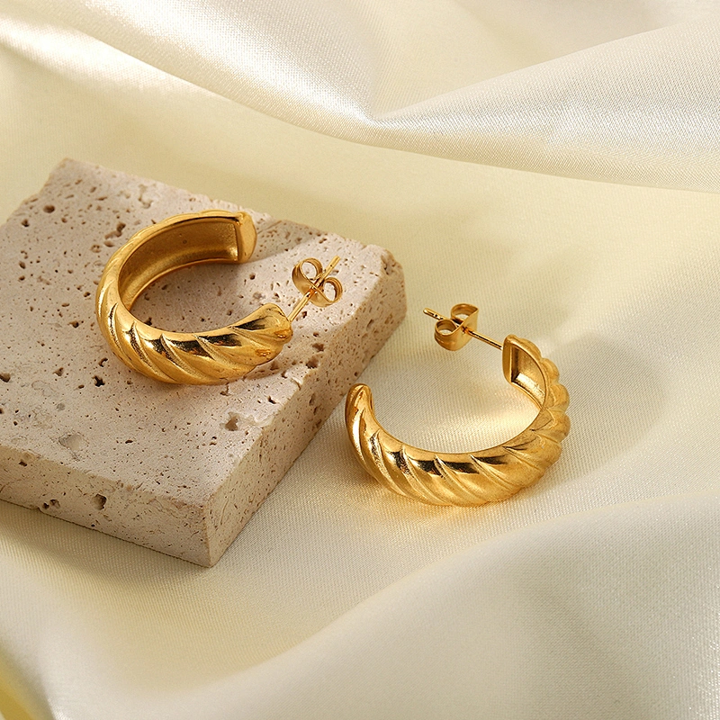 Fashion Steel Stud Earrings Gold Plated Circle Earrings