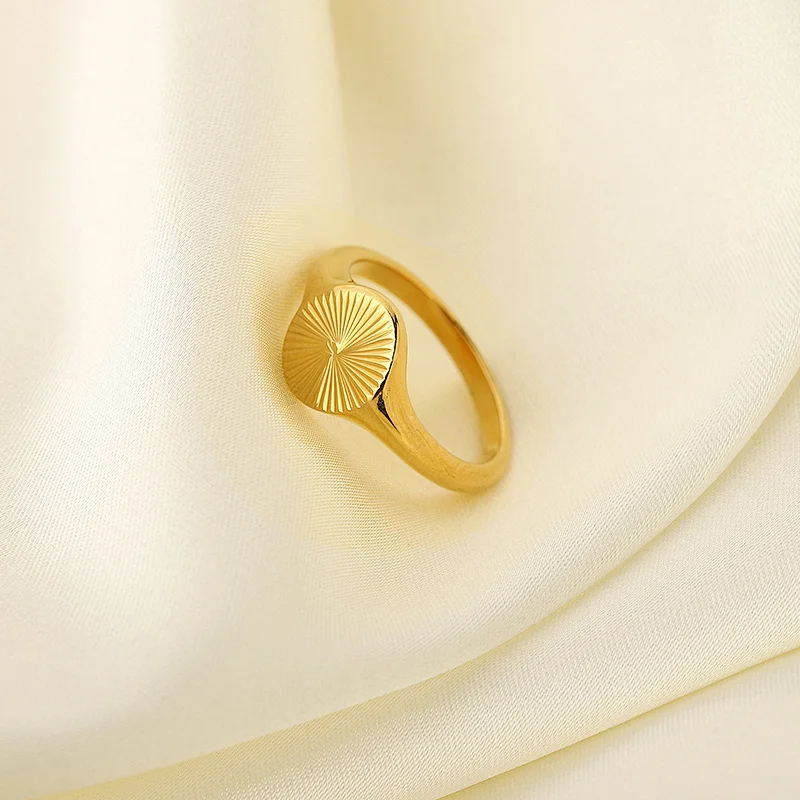18K Gold Plated High Polished Finger Ring