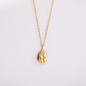 18K Gold Basic Engrave Rose Flower Pendant Necklace
