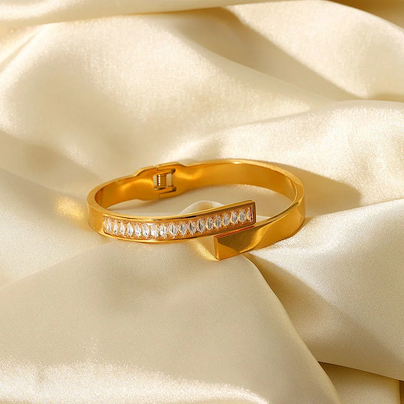 Basic 18K Gold Plated Rectangle Cubic Zircon Bangle Customize