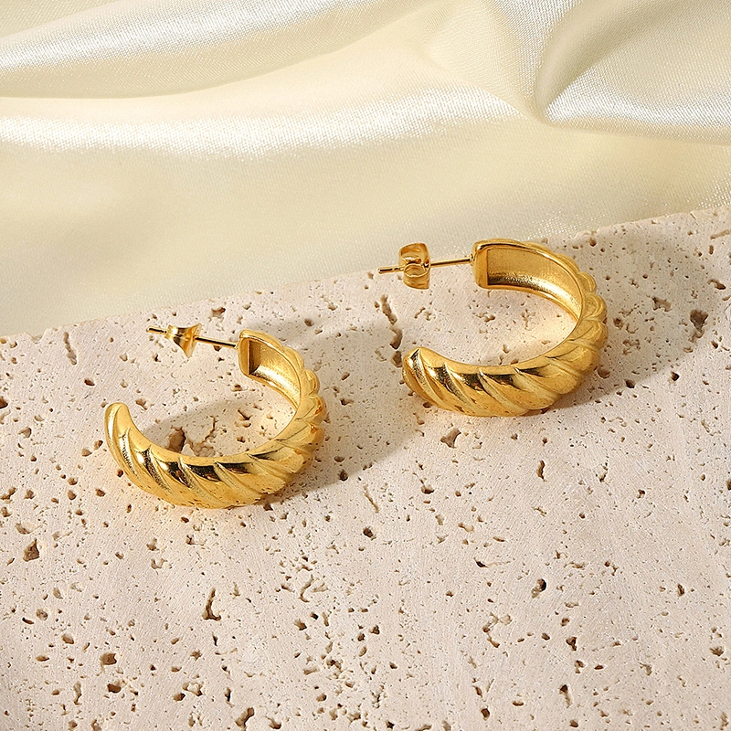 Fashion Steel Stud Earrings Gold Plated Circle Earrings