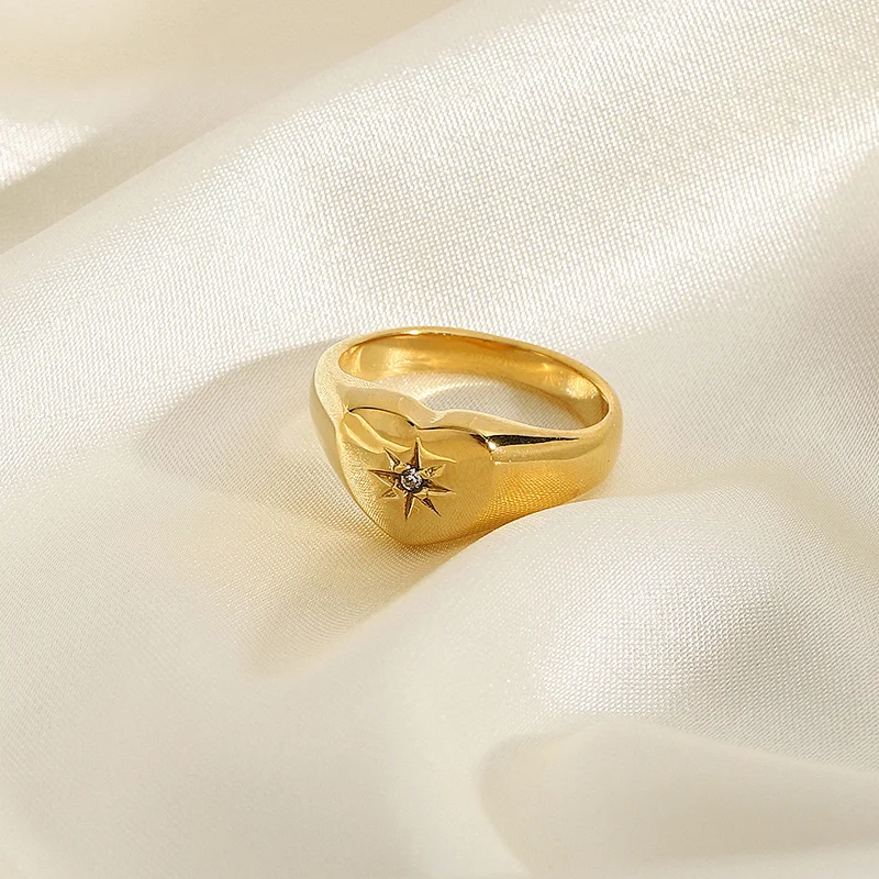 Fashion Stainless Steel Heart Ring Titanium Steel Zircon Ring