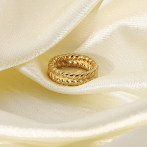 Fashion Simple 18K Gold Plated Stainless Steel Metal Ring