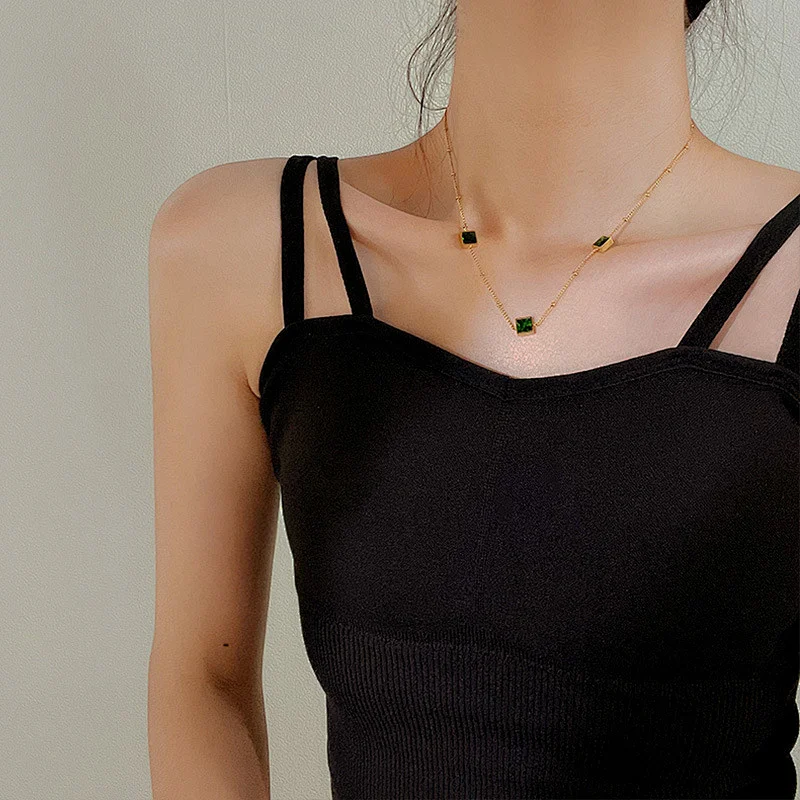 Retro Square Emerald Short Necklace Customize