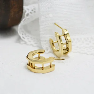C-Shaped Earrings Girls Exquisite Small Stud Earrings