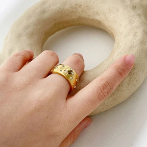 Fashion Simple Titanium Steel Zircon Ring