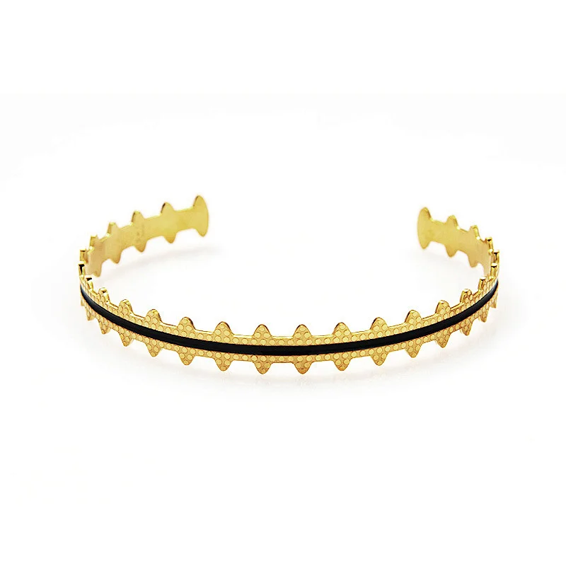 14K Gold Drip Oil Craft Vintage Bracelet Open Design Bracelet