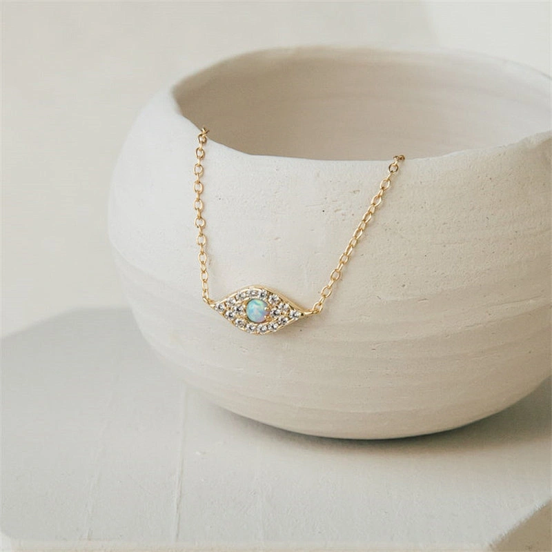 Fashion Jewellery Evil Blue Eye Pendant Necklace for Women